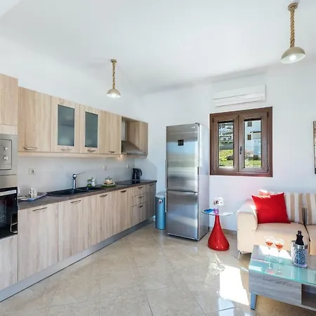 Holiday home Ideal Traditional Island Home!! Parikia (Paros)